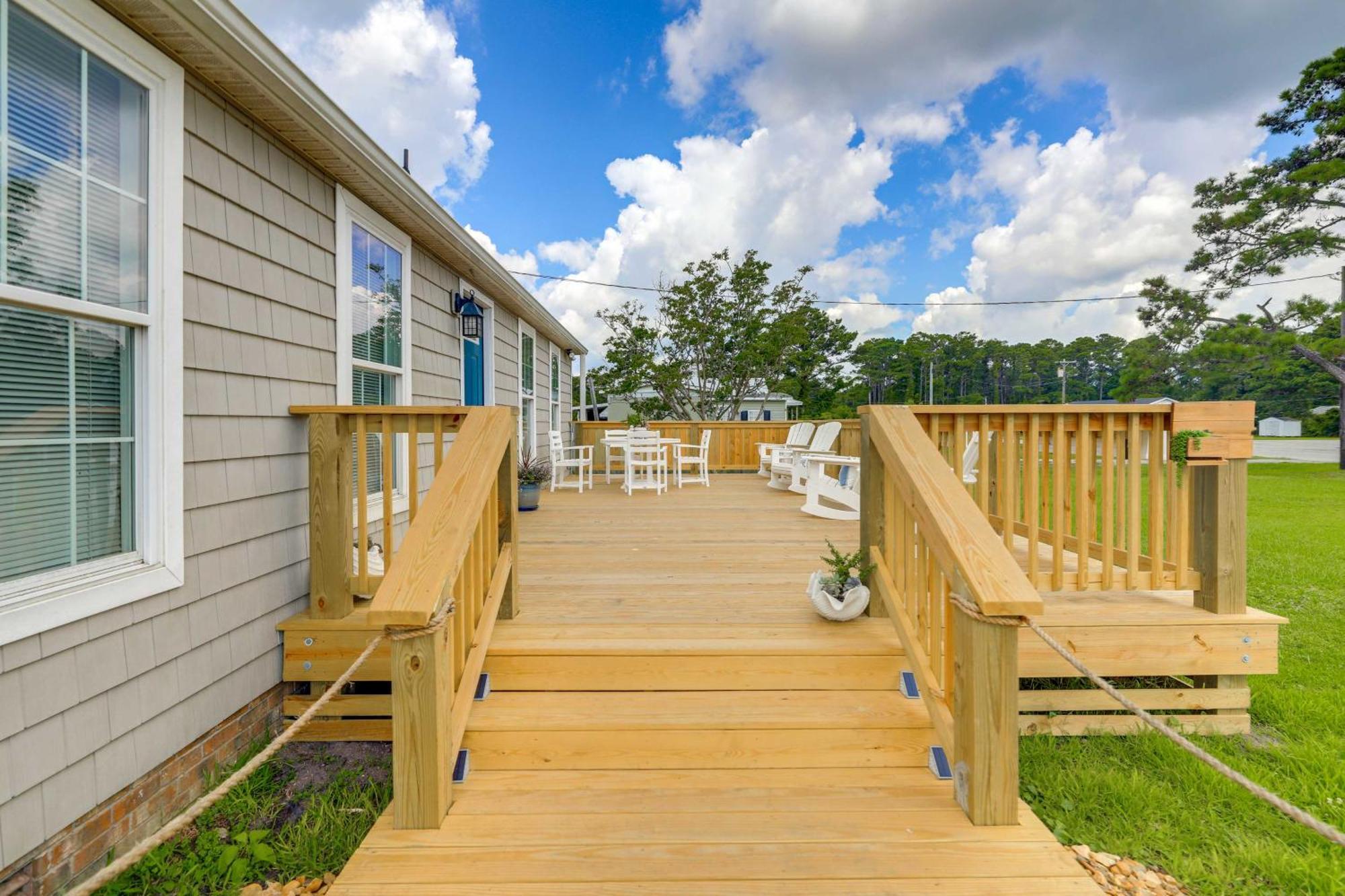 The Willowberry House With Deck And Grill! Harkers Island Экстерьер фото